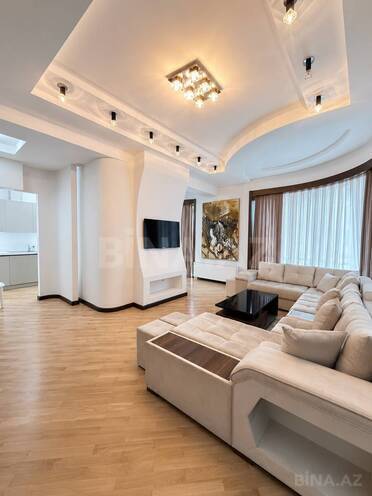 İcarəyə verilir 3 otaqlı yeni tikili 135 m², 28 May m., photo 4 from 13