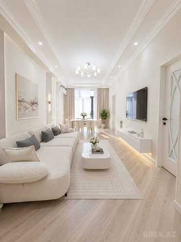 Сдаётся 3-комн. новостройка 120 м², Насиминский  р., photo 1 from 18