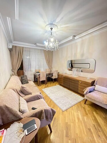 Satılır 3 otaqlı köhnə tikili 68 m², Memar Əcəmi m., photo 1 from 17