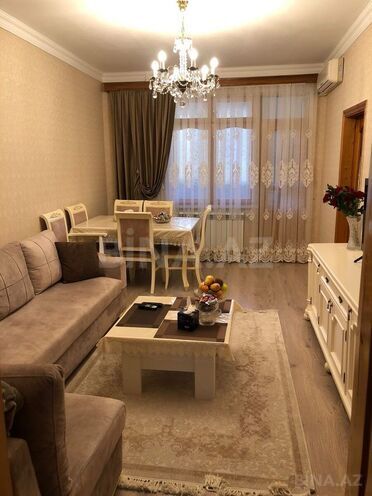 Продаётся 3-комн. вторичка 65 м², м. Мемар Аджеми, photo 1 from 14