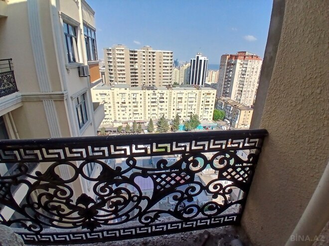 Продаётся 4-комн. новостройка 191 м², м. Элмляр Академиясы, photo 10 from 22