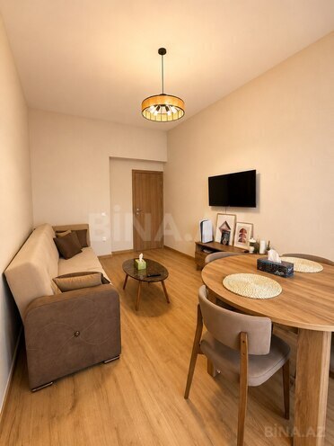Сдается 2-комн. новостройка 70 м², Насиминский  р., photo 1 from 12