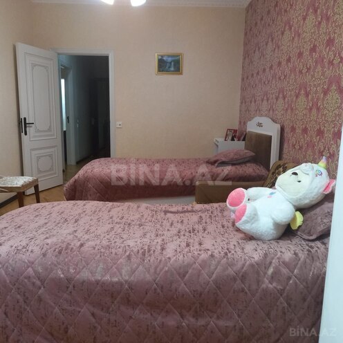 Продаётся 3-комн. вторичка 90 м², м. Азадлыг проспекти, photo 6 from 16