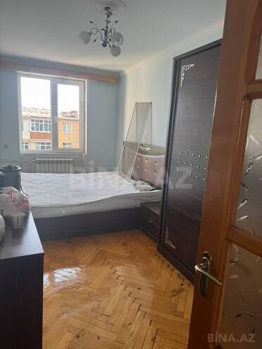 İcarəyə verilir 2 otaqlı köhnə tikili 7 m², Neftçilər m., photo 1 from 17