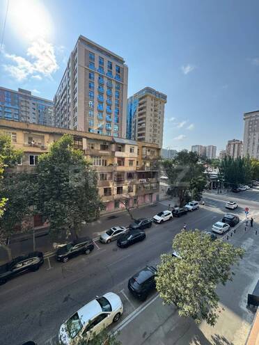 Satılır 5 otaqlı yeni tikili 296 m², 28 May m., photo 18 from 21