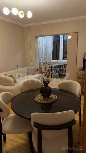 Сдаётся 2-комн. вторичка 40 м², Бинагадинский р., photo 1 from 17