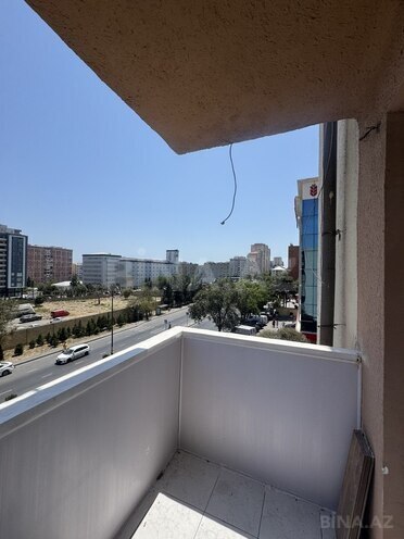 Satılır 2 otaqlı köhnə tikili 55 m², İnşaatçılar m., photo 10 from 11
