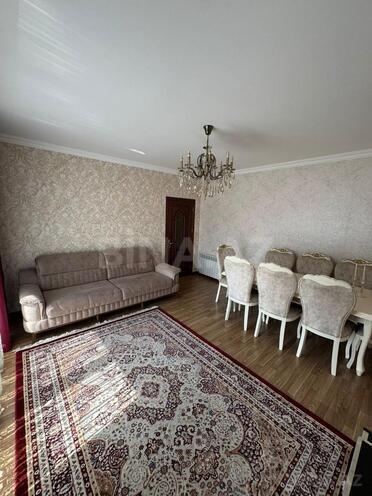 Продаётся 4-комн. вторичка 115 м², м. Элмляр Академиясы, photo 1 from 8