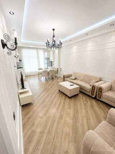 Сдаётся 2-комн. новостройка 80 м², Насиминский  р., photo 1 from 15