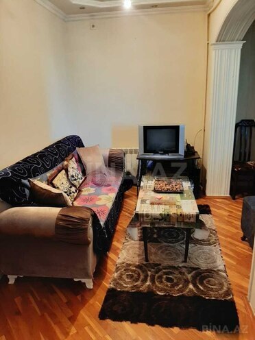 İcarəyə verilir 2 otaqlı köhnə tikili 60 m², Azadlıq Prospekti m., photo 1 from 12