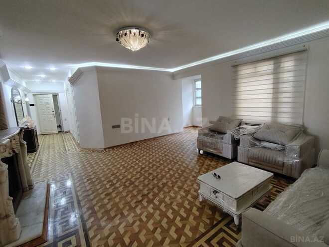 Satılır 5 otaqlı köhnə tikili 150 m², 28 May m., photo 11 from 25