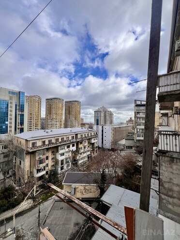 Satılır 3 otaqlı köhnə tikili 80 m², Nizami m., photo 6 from 30