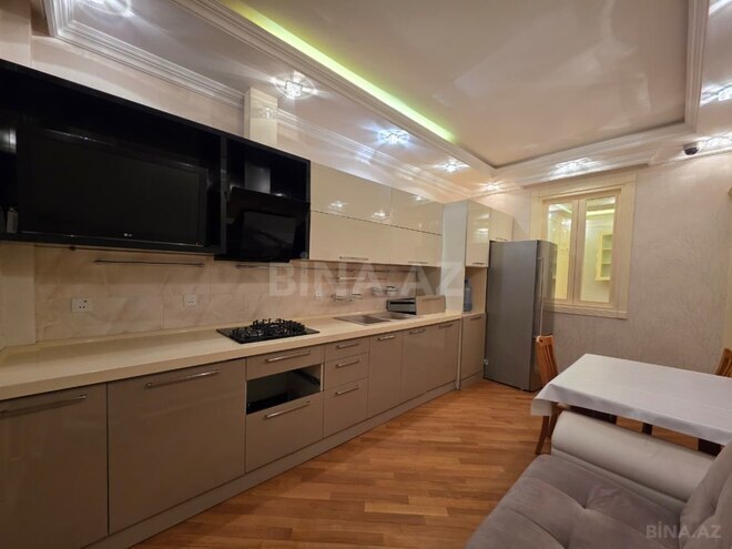 Продаётся 3-комн. новостройка 110 м², м. Азадлыг проспекти, photo 14 from 17