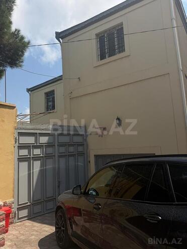 Satılır 7 otaqlı həyət evi/bağ evi 455 m², Bakıxanov q., photo 1 from 32