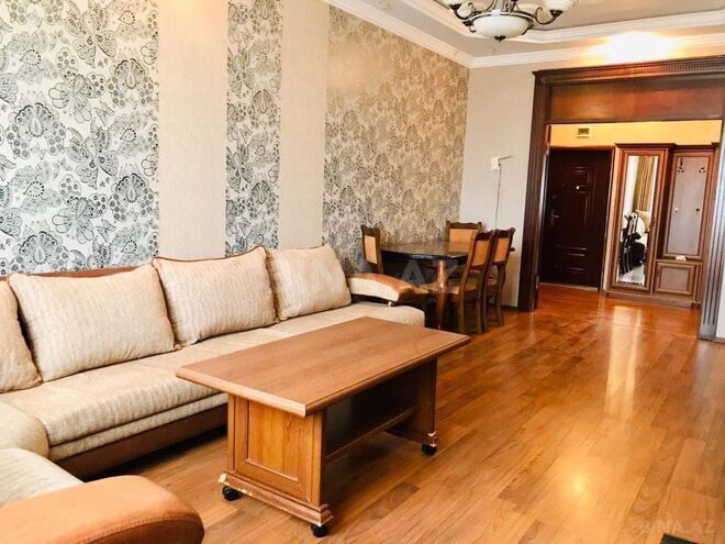 Сдаётся 3-комн. новостройка 110 м², Насиминский  р., photo 3 from 20