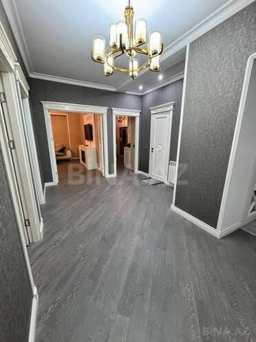 Сдаётся 3-комн. новостройка 110 м², м. 8 ноября, photo 8 from 19