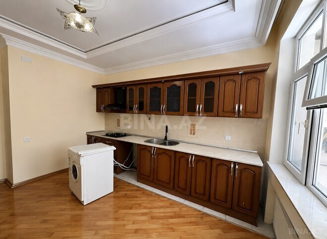 Satılır 3 otaqlı yeni tikili 132 m², İnşaatçılar m., photo 9 from 14