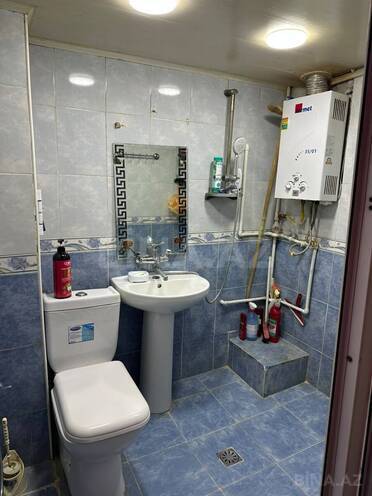 Продаётся 2-комн. вторичка 50 м², м. Нефтчиляр, photo 12 from 13