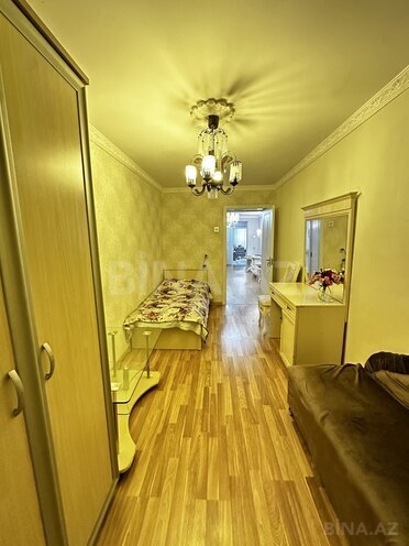 Satılır 5 otaqlı köhnə tikili 120 m², İnşaatçılar m., photo 11 from 32