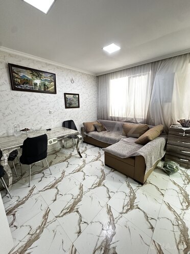 Satılır 5 otaqlı köhnə tikili 120 m², İnşaatçılar m., photo 19 from 32