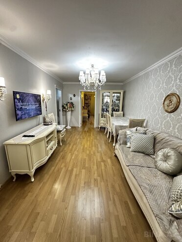 Satılır 5 otaqlı köhnə tikili 120 m², İnşaatçılar m., photo 3 from 32