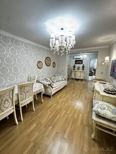 Satılır 5 otaqlı köhnə tikili 120 m², İnşaatçılar m., photo 4 from 32