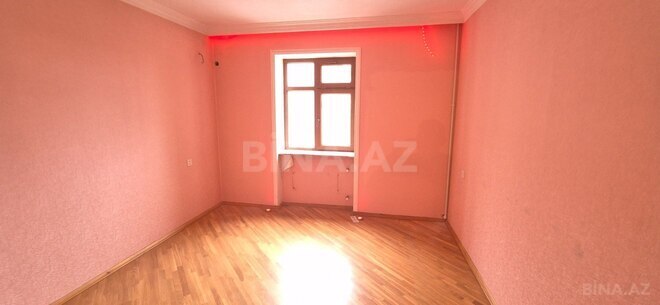 Satılır 3 otaqlı köhnə tikili 95 m², Yasamal q., photo 3 from 9