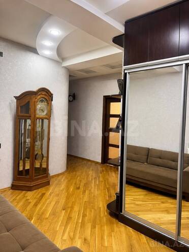 Продаётся 3-комн. новостройка 125 м², м. Элмляр Академиясы, photo 7 from 16