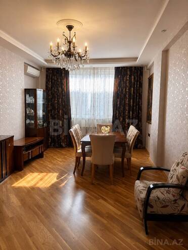 Продаётся 3-комн. новостройка 125 м², м. Элмляр Академиясы, photo 1 from 16