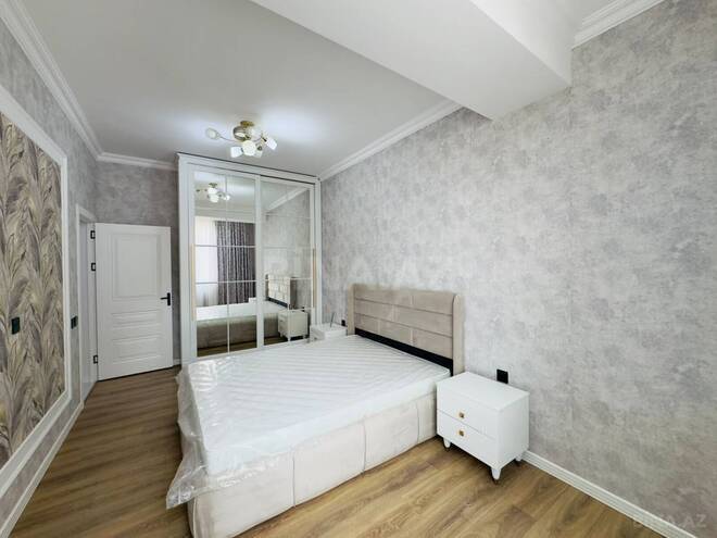 Продаётся 2-комн. новостройка 69 м², м. Кара Караев, photo 6 from 13
