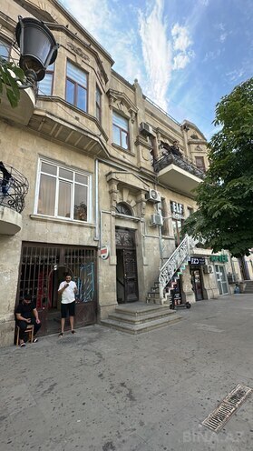 Сдаётся  объект 50 м², м. Низами, photo 1 from 8