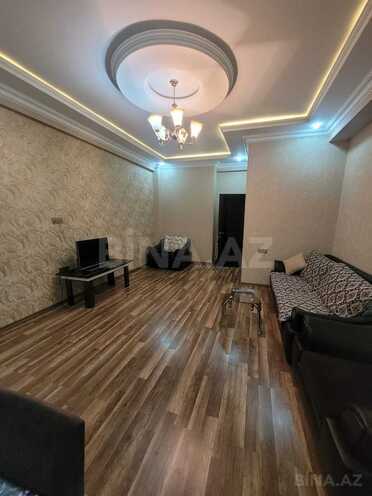 Сдаётся 2-комн. новостройка 80 м², м. Нефтчиляр, photo 1 from 28