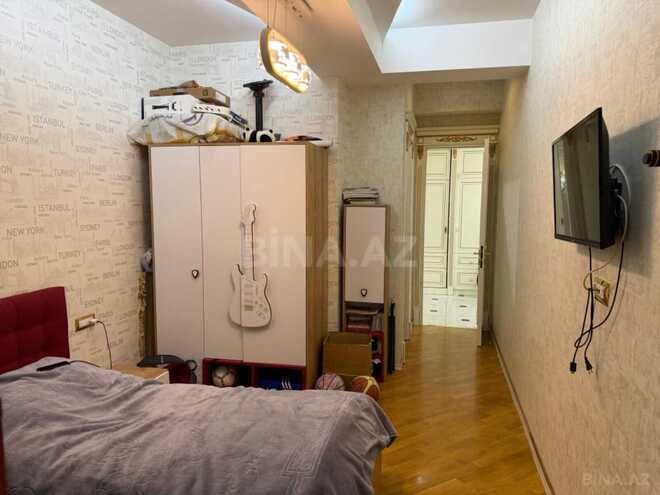 Продаётся 4-комн. вторичка 182 м², Насиминский  р., photo 8 from 25