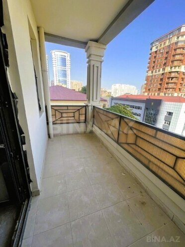 Продаётся 3-комн. новостройка 140 м², м. Низами, photo 14 from 27