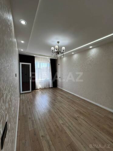 Продаётся 2-комн. вторичка 65 м², м. Ази Асланов, photo 1 from 14