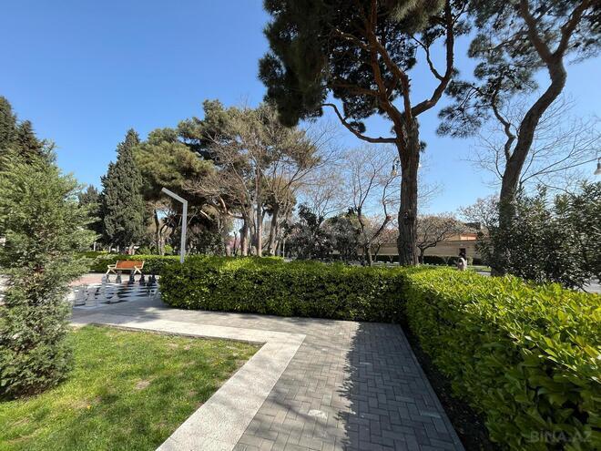 Satılır 2 otaqlı köhnə tikili 60 m², Gənclik m., photo 18 from 25