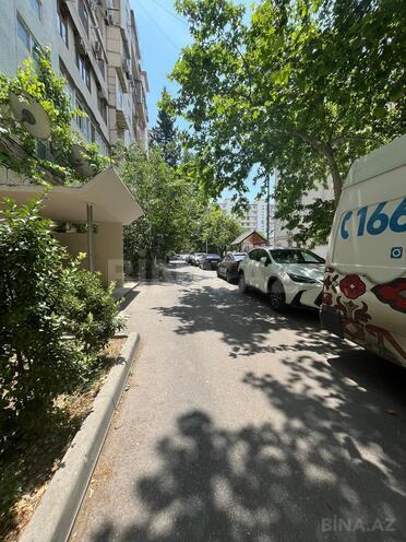 Satılır 2 otaqlı köhnə tikili 60 m², Gənclik m., photo 14 from 25