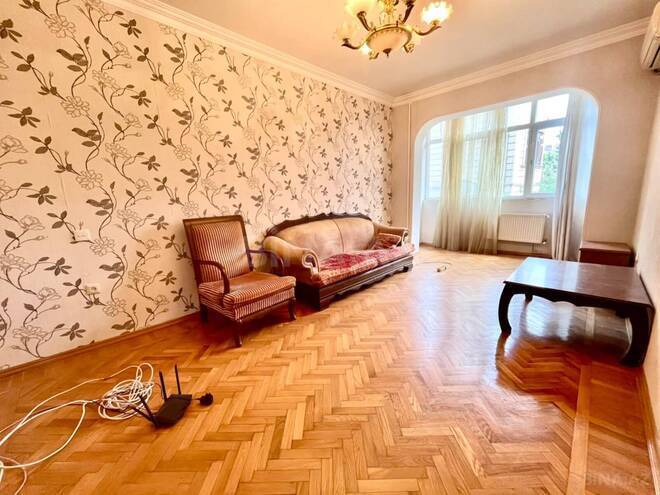Satılır 2 otaqlı köhnə tikili 65 m², Gənclik m., photo 9 from 26