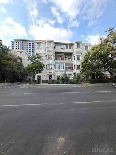 Сдаётся 3-комн. вторичка 90 м², м. 28 мая, photo 1 from 30