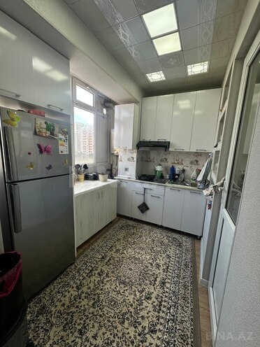 Продается 3-комн. вторичка 65 м², м. Ази Асланов, photo 11 from 15