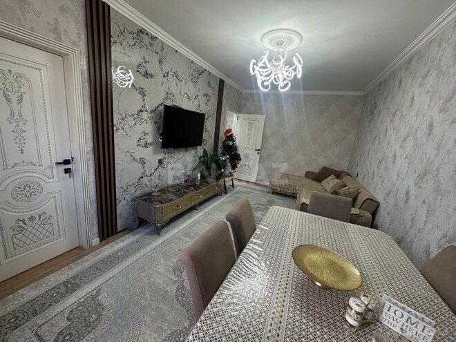 Продается 3-комн. вторичка 65 м², м. Ази Асланов, photo 4 from 15