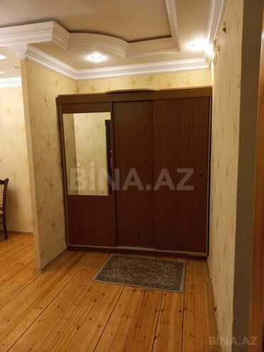 Satılır 2 otaqlı köhnə tikili 65 m², İnşaatçılar m., photo 12 from 17