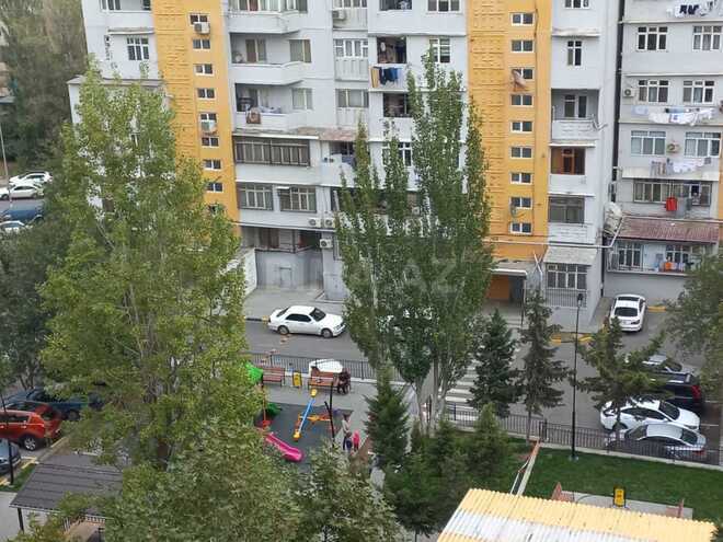 Satılır 2 otaqlı köhnə tikili 65 m², İnşaatçılar m., photo 15 from 17