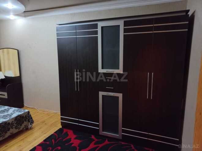 Satılır 2 otaqlı köhnə tikili 65 m², İnşaatçılar m., photo 8 from 17