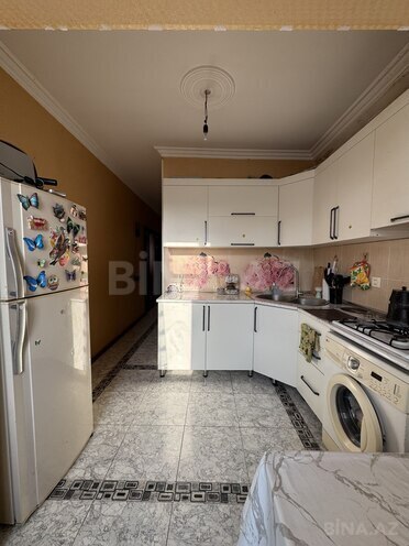 Продаётся 3-комн. вторичка 75 м², Хатаинский р., photo 13 from 19