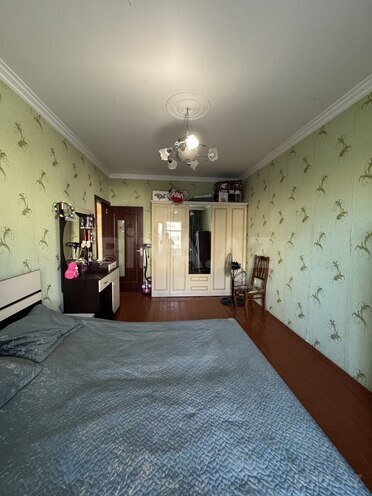 Продаётся 3-комн. вторичка 75 м², Хатаинский р., photo 6 from 19