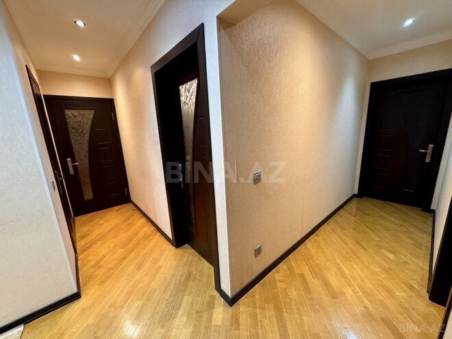 Satılır 5 otaqlı köhnə tikili 100 m², Qara Qarayev m., photo 22 from 24