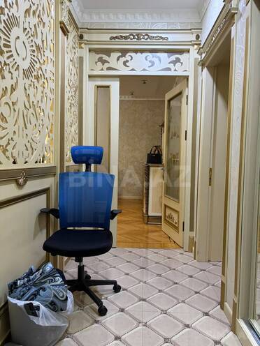 Satılır 4 otaqlı köhnə tikili 110 m², Elmlər Akademiyası m., photo 23 from 32