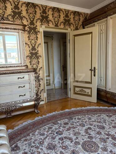 Satılır 4 otaqlı köhnə tikili 110 m², Elmlər Akademiyası m., photo 20 from 32