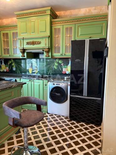 Satılır 4 otaqlı köhnə tikili 110 m², Elmlər Akademiyası m., photo 13 from 32